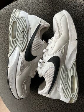 Nike air max White Sneakers with Black Swoosh Accent